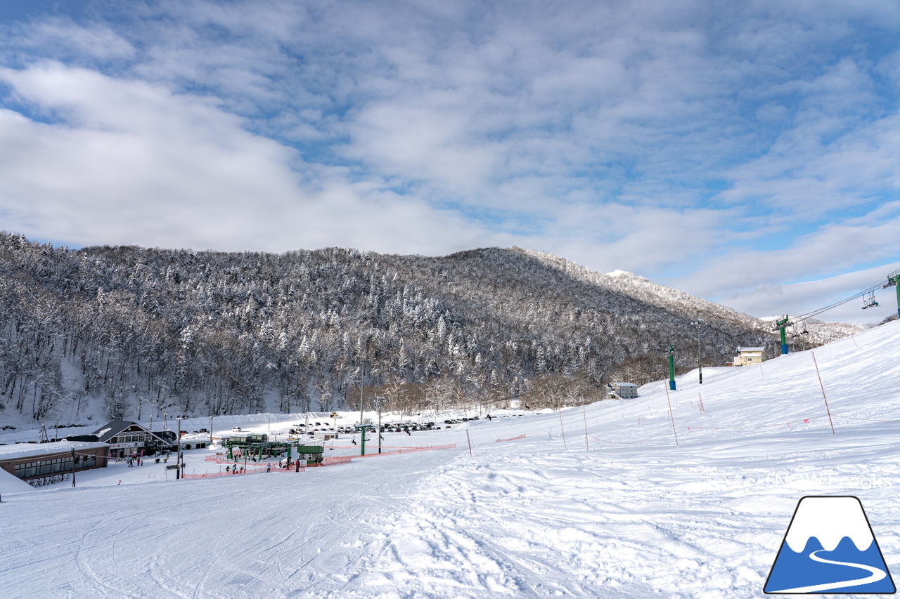 ぴっぷスキー場｜旭川紋別自動車道・比布北インターを降りたら約３分で到着。良質な雪、多彩なコース、抜群の眺望、美味しいグルメ、アフタースキーに温泉も。。。とっても高い満足度を誇るローカルゲレンデを滑ります(^^)/
